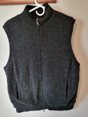 Pendleton reversible wool & fleece vest